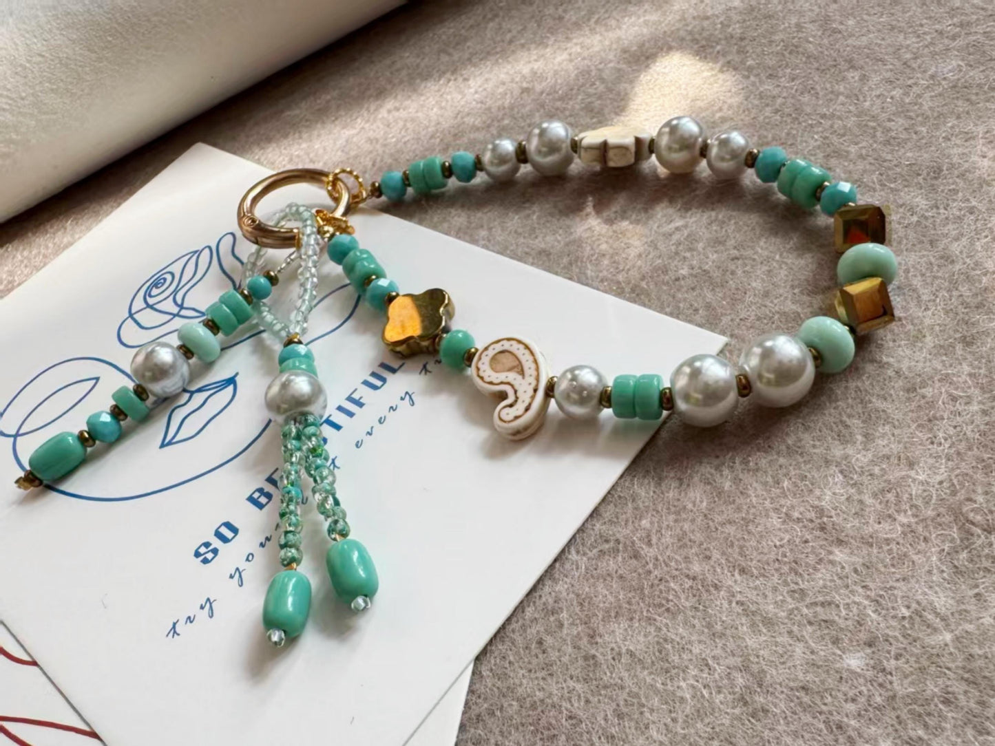 Boho Phone-Charm, Vintage Style Beaded Phone Strap, Unique Handmade Phone Accessory for Women, Key Chain